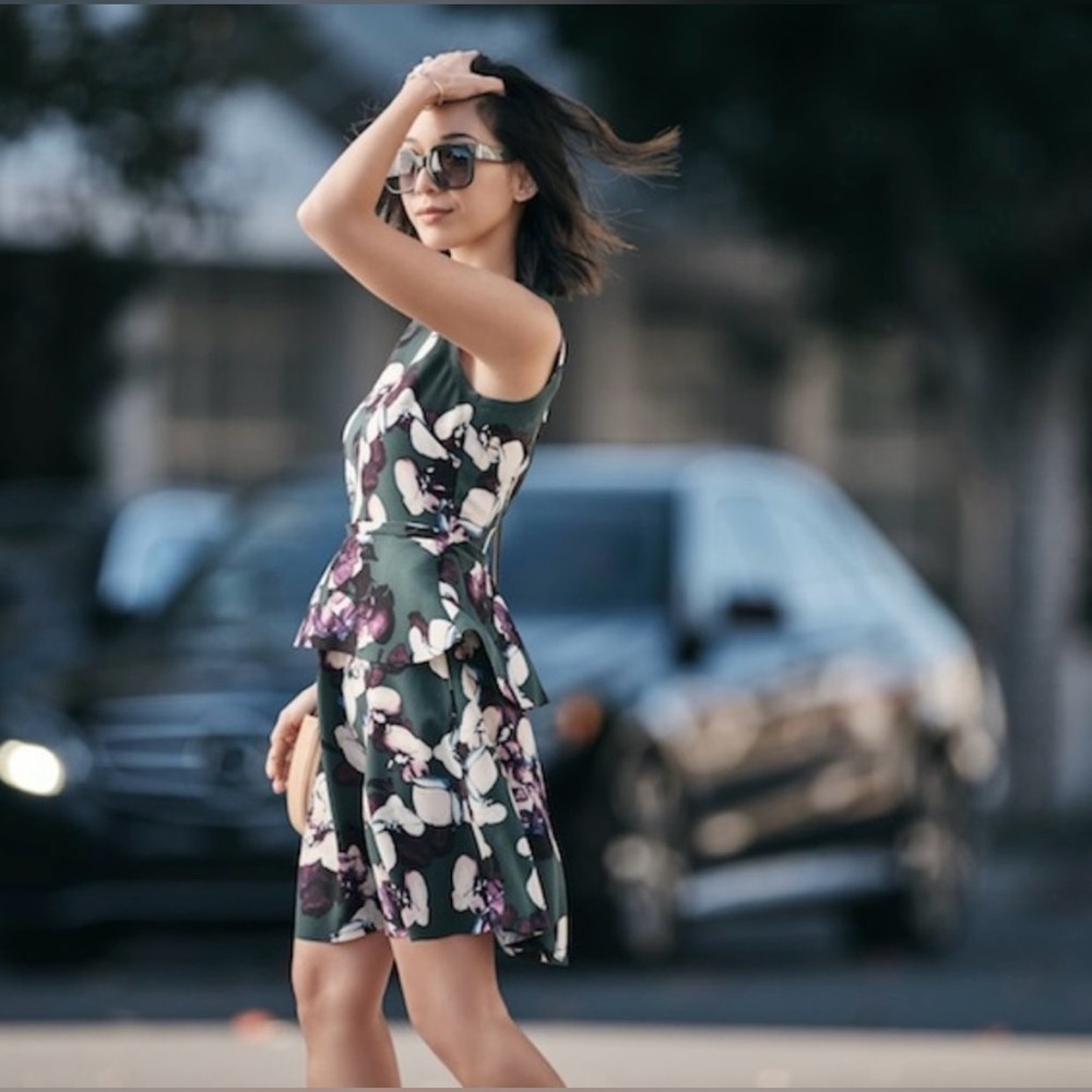 Banana Republic Deep Hunter Floral Peplum Dress - Picture 6 of 15